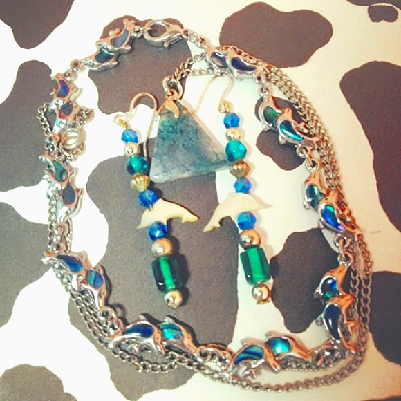Dolphin Jewelry Bundle - Picture 1 of 4